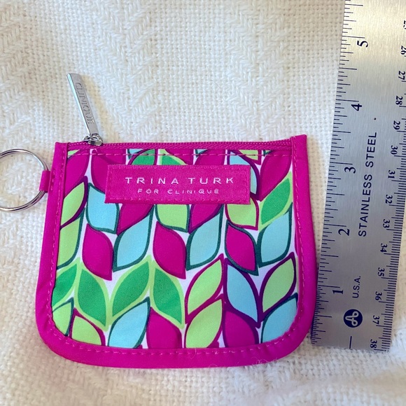 Trina Turk for Clinique Makeup Bag Set Pink, Green Blue Leaf Pattern - Picture 11 of 11